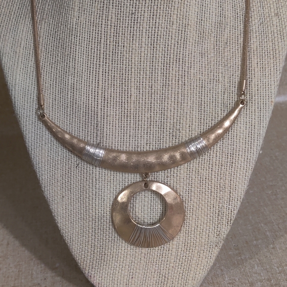 Necklace - Picture 2 of 2